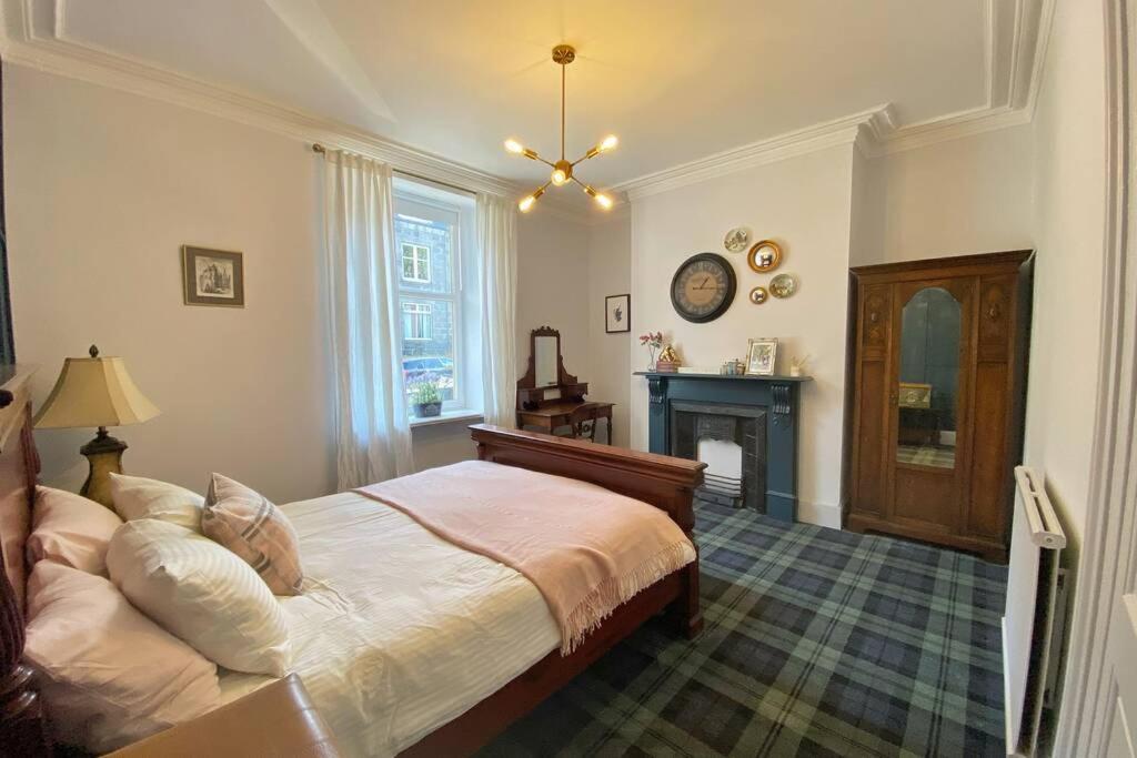 Old City Gem Flat Aberdeen Extérieur photo